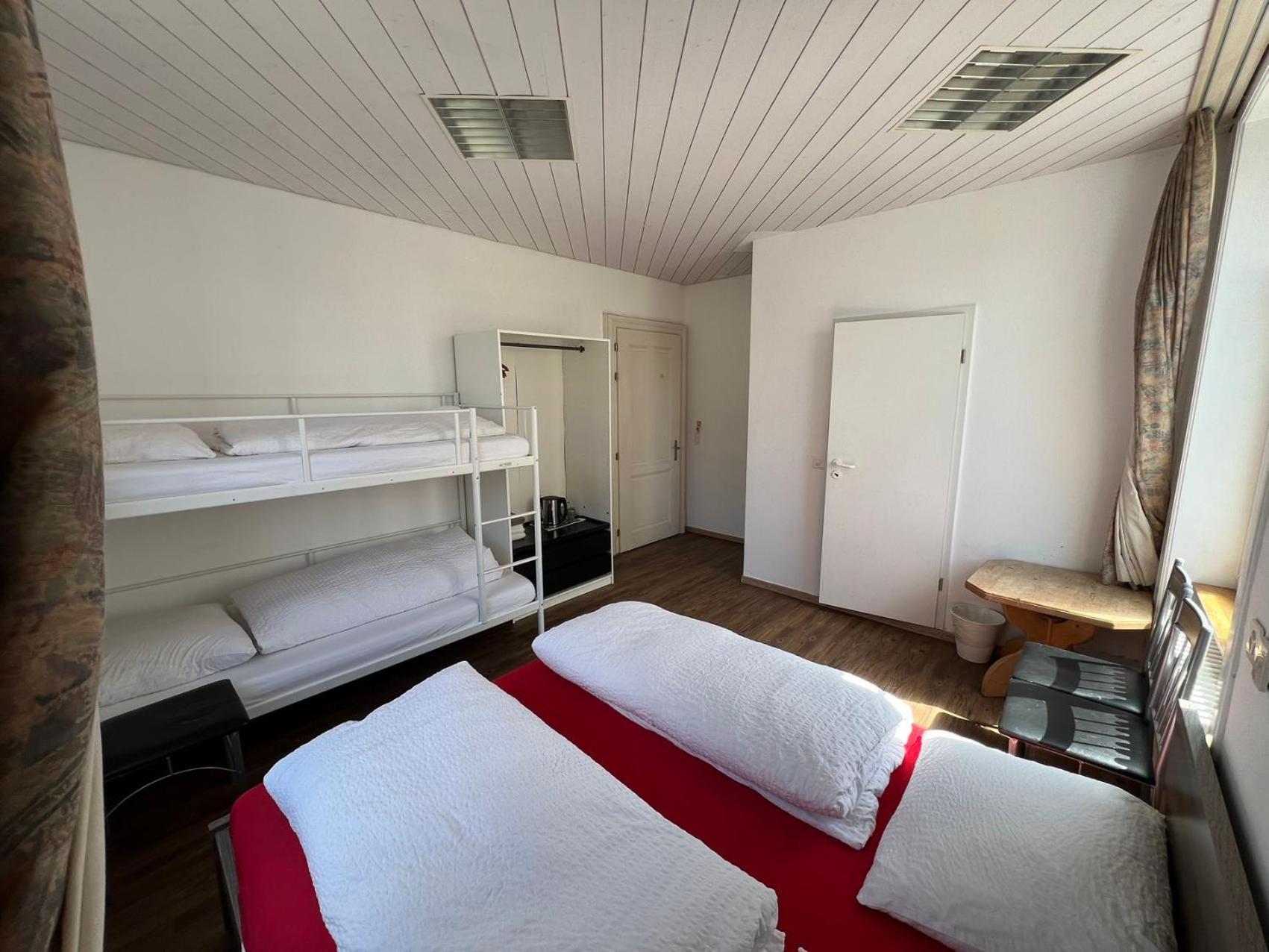Interlaken Marco Hostel Екстер'єр фото