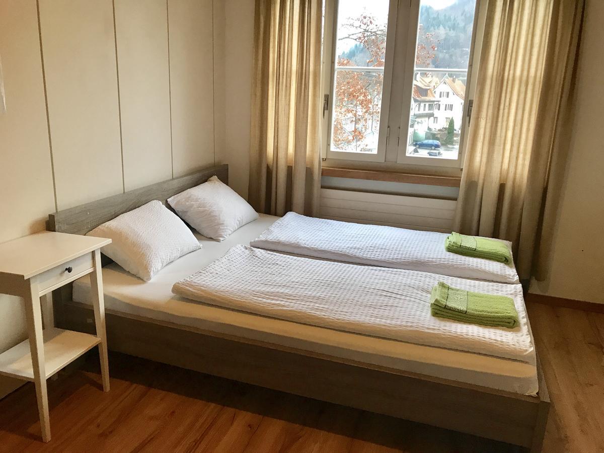 Interlaken Marco Hostel Екстер'єр фото